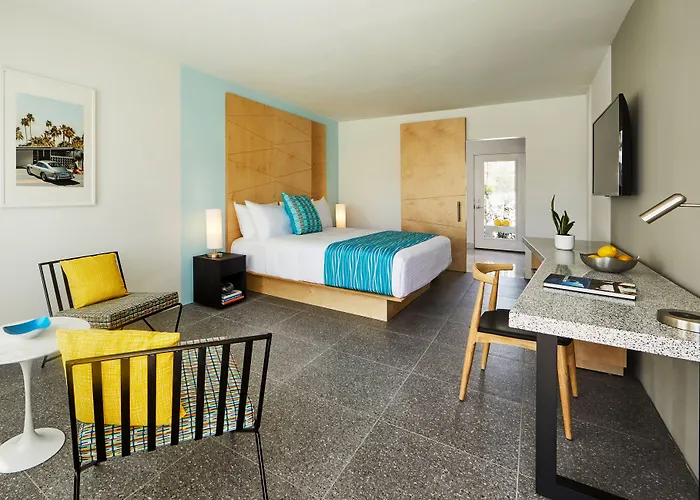 Twin Palms Resort - A Gay Men'S Resort
