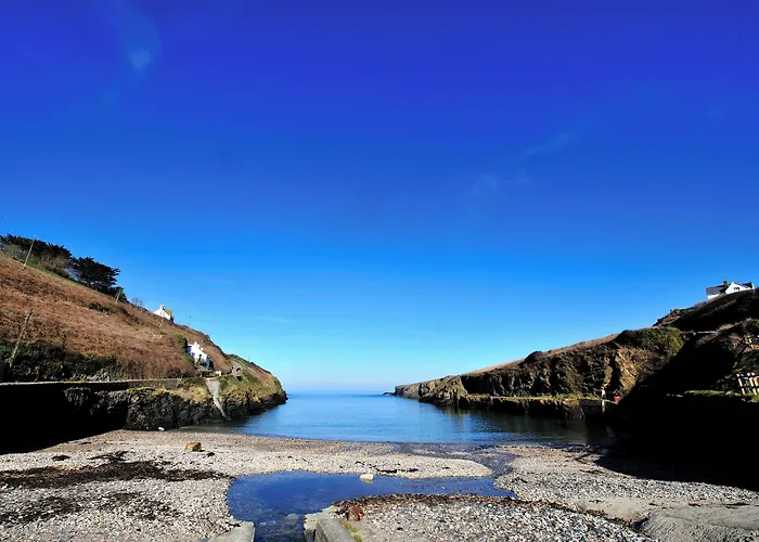 Port Gaverne Hotel