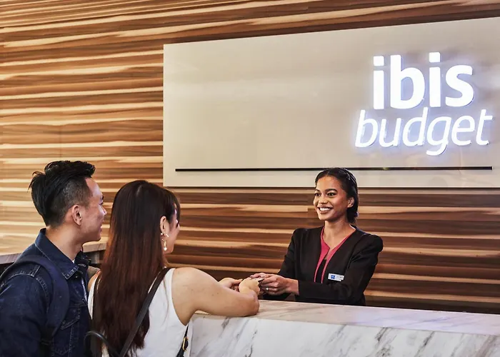 Ibis Budget Singapore Crystal