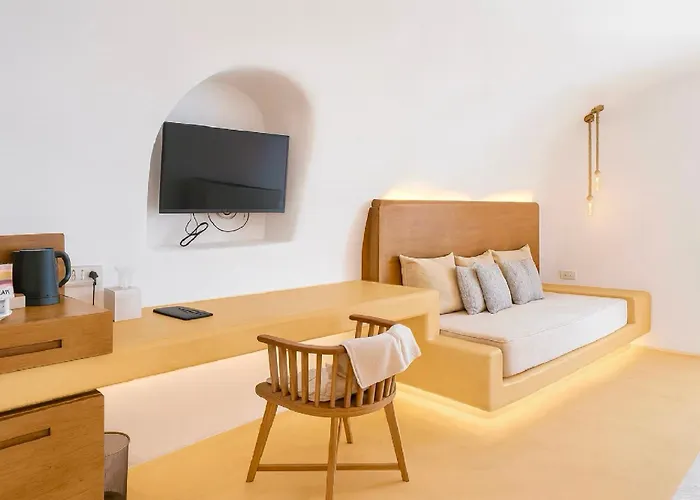 Chic Hotel Santorini Firostefani