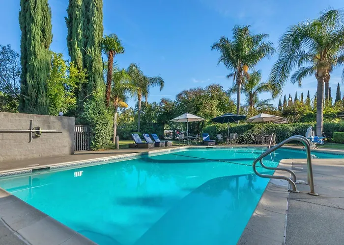 University Park Inn & Suites, An Ascend Collection