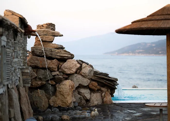 Cavos Bay Hotel & Studios Armenistis 
