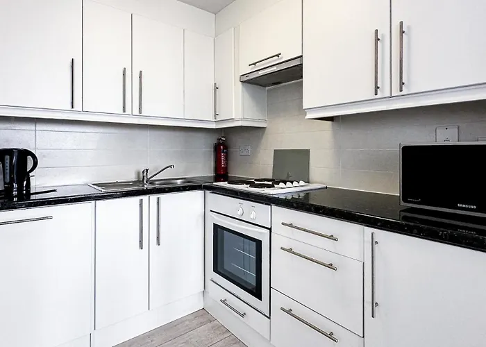 Bella Vista Hotel & Self Catering Suites