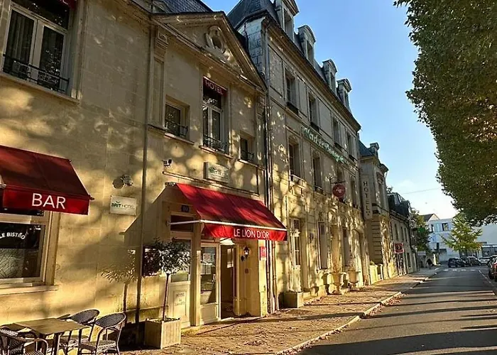 Brit Hotel Le Lion D'Or Chinon