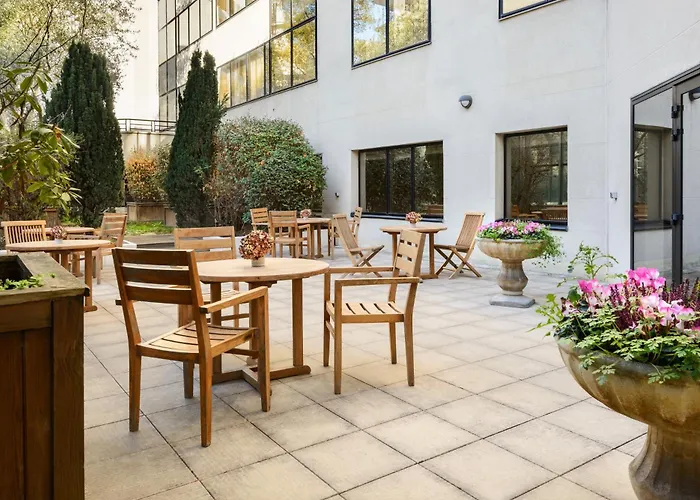 Occidental Paris Levallois
