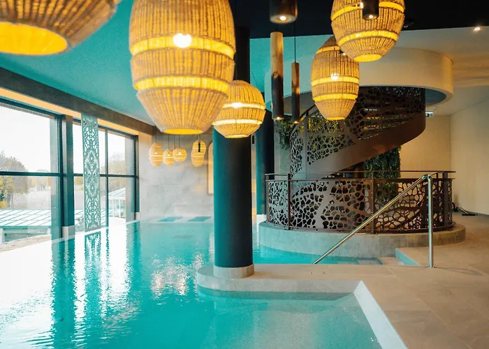 Western Plus Le Roi Arthur &Spa