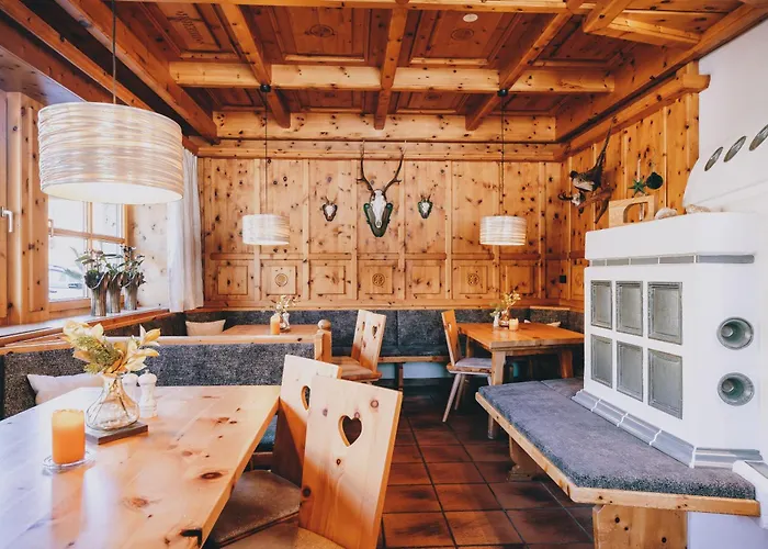 Ski&Bike Hotel Wiesenegg Saalbach-Hinterglemm