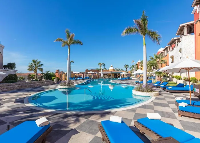 Hacienda Encantada Resort & Spa