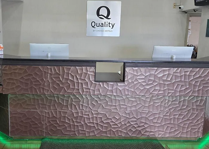 Quality Inn By Choice Hotels Kansas City International Airport