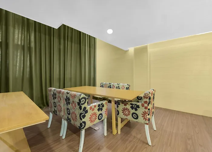 Sunday Hotel Subang