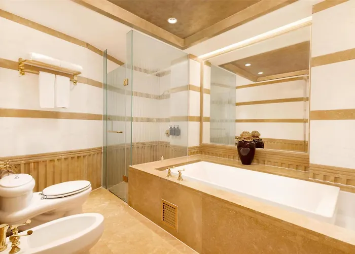 Radisson Blu Shanghai New World