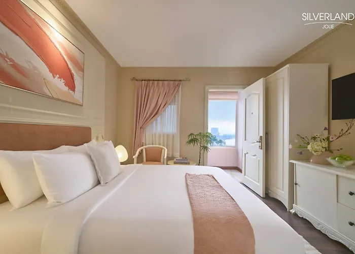 Silverland Jolie Hotel