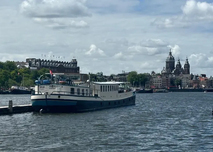 Hotelboat Iris Amsterdam