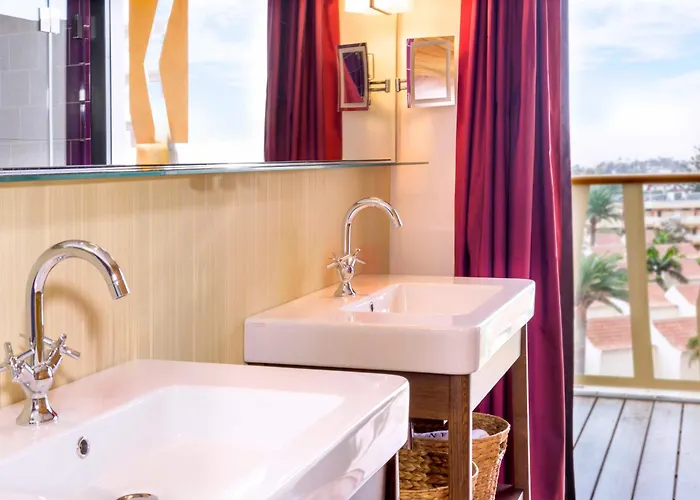 Bohemia Suites & Spa - Adults Only