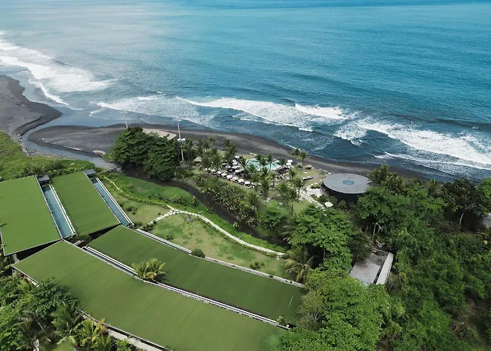 Hotel Komune And Beach Club Bali