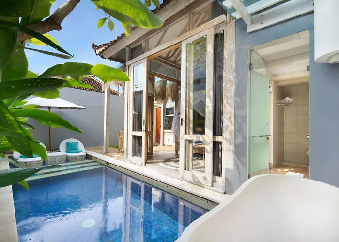 18 Suite Villa Kuta