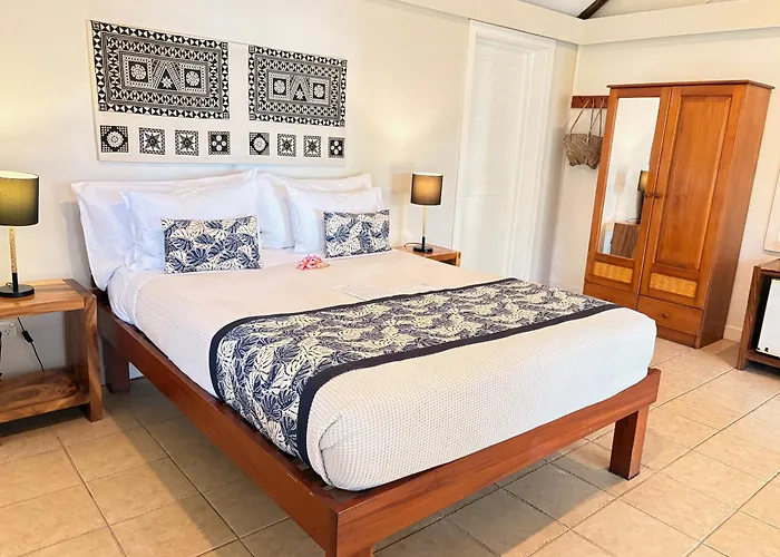 Blue Lagoon Beach Resort Naisisili