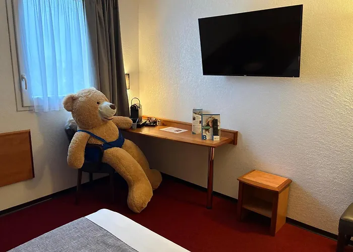 Brit Hotel Confort Villeneuve Sur Lot Bias 