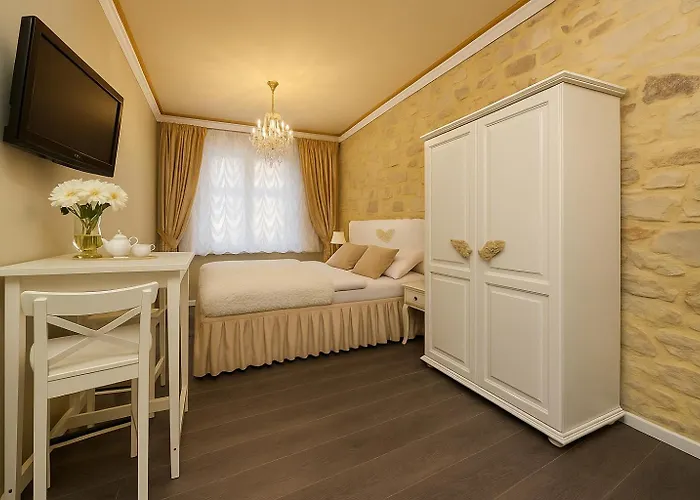 Cathedral Prague Apartments