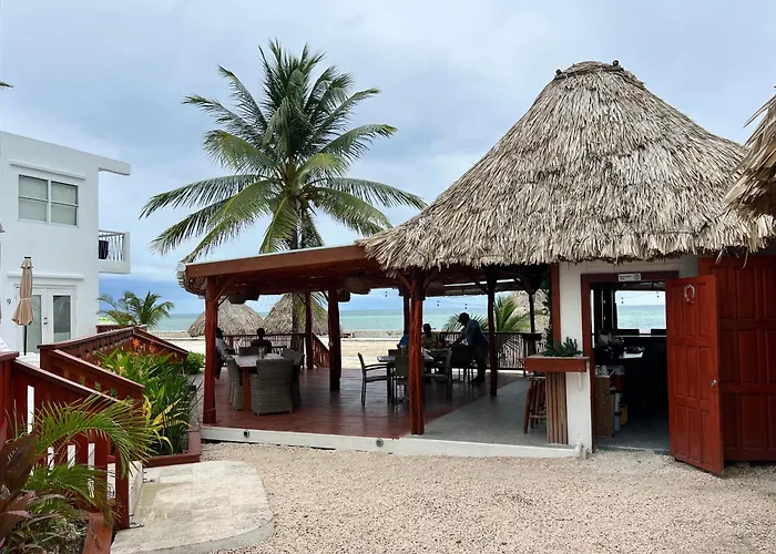 Mata Rocks Resort