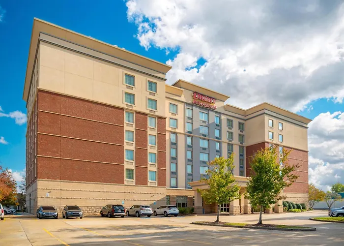 Drury Inn & Suites
