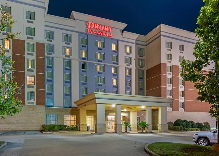 Drury Inn & Suites