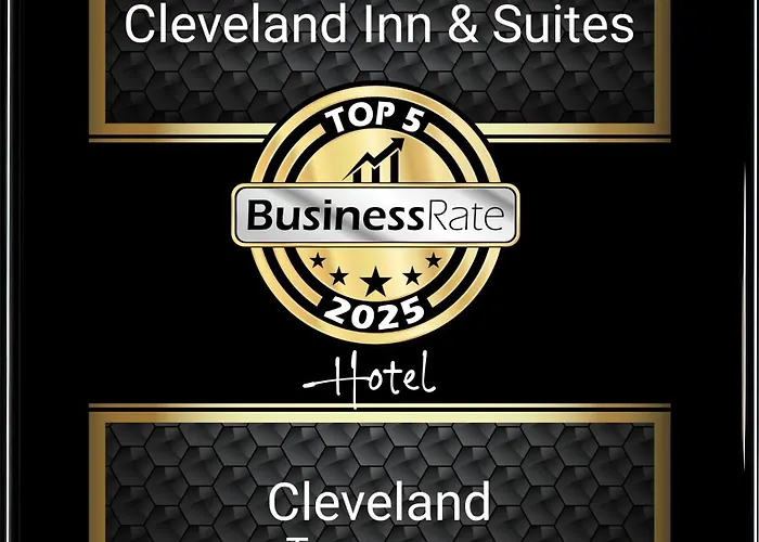 Best Western Plus Cleveland Inn & Suites
