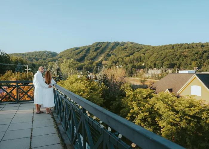 Hotel Chateau Bromont