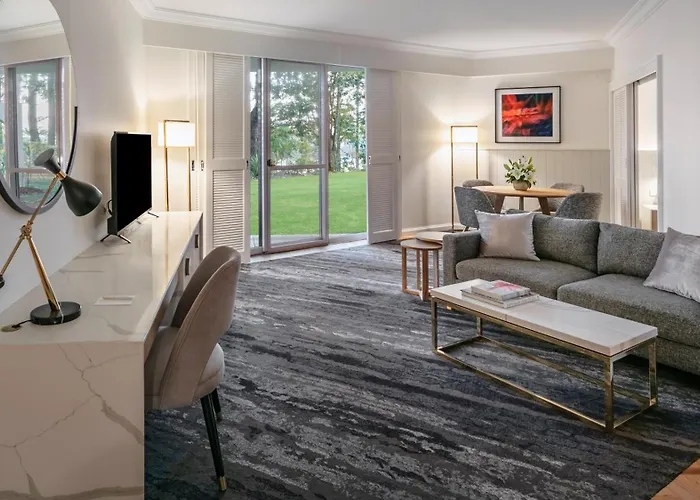 Intercontinental Sanctuary Cove By Ihg