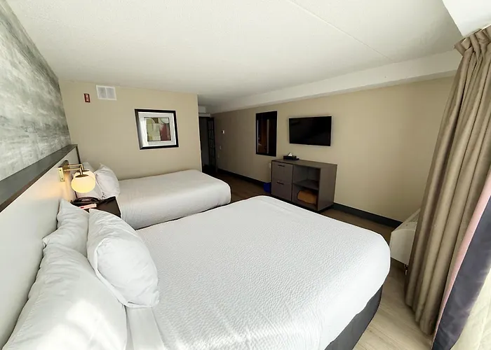 Ramada Plaza By Wyndham Niagara Falls