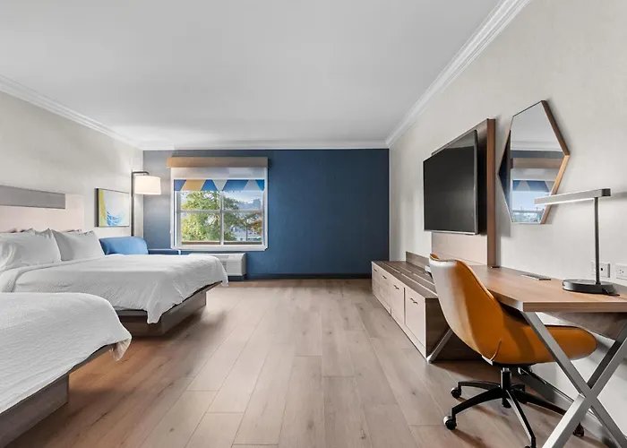 Holiday Inn Express Hotel & Suites Santa Cruz By Ihg