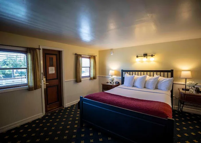 Delta King Hotel
