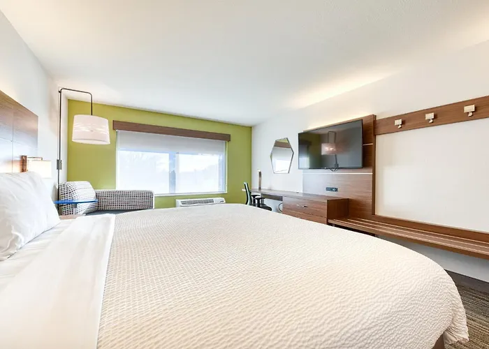 Holiday Inn Express & Suites - Manitou Springs By Ihg