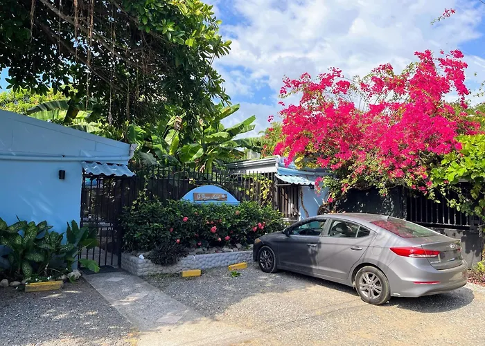 Hotel Perico Azul & Surf Camp