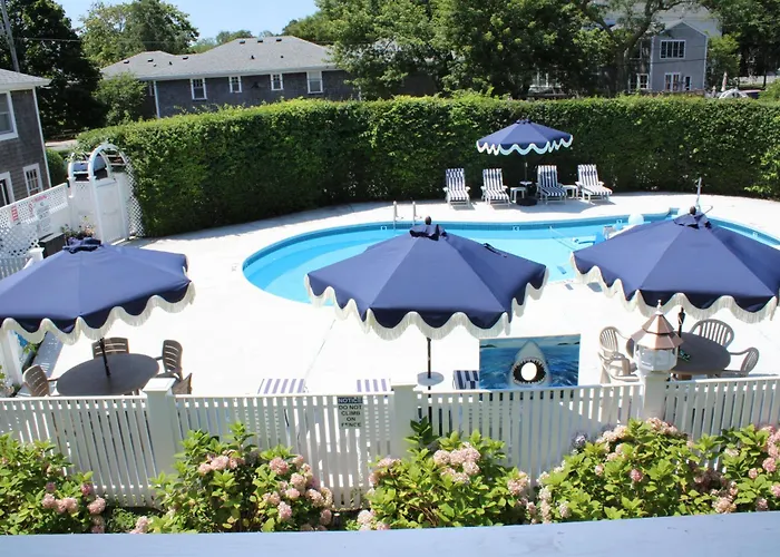 Edgartown Commons