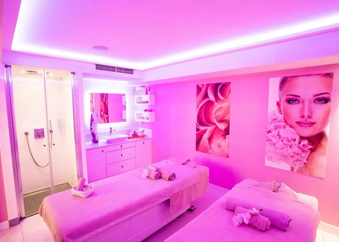 Western Plus Riviera&Spa
