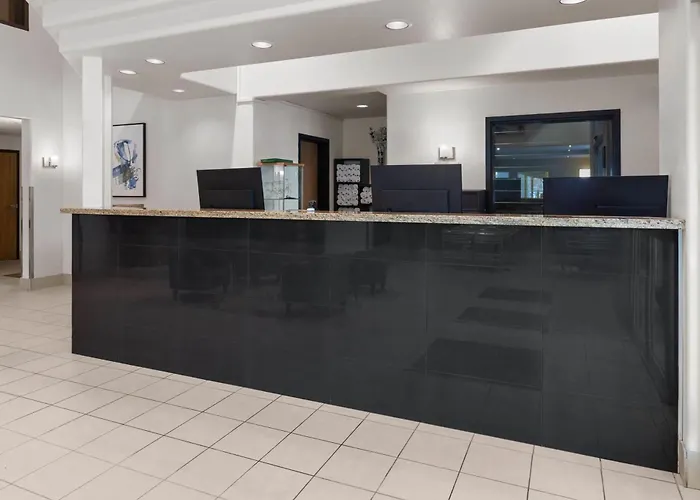 Super 8 By Wyndham Quebec City