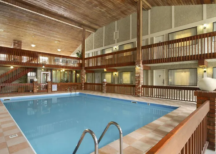 Days Inn By Wyndham Vernon