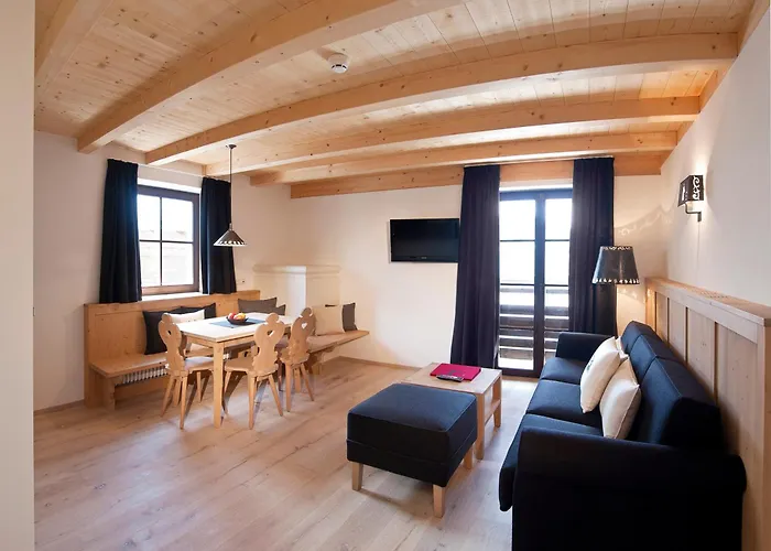 Zin Senfter Residence