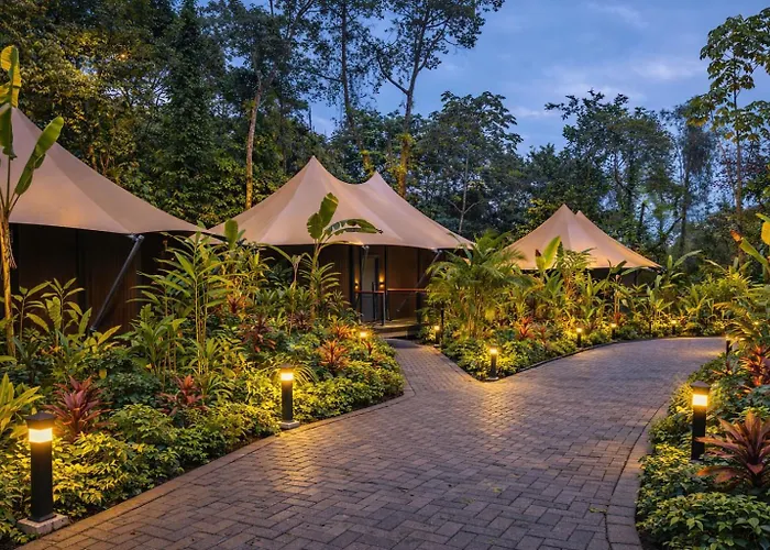 Tifakara Boutique Hotel & Birding Oasis