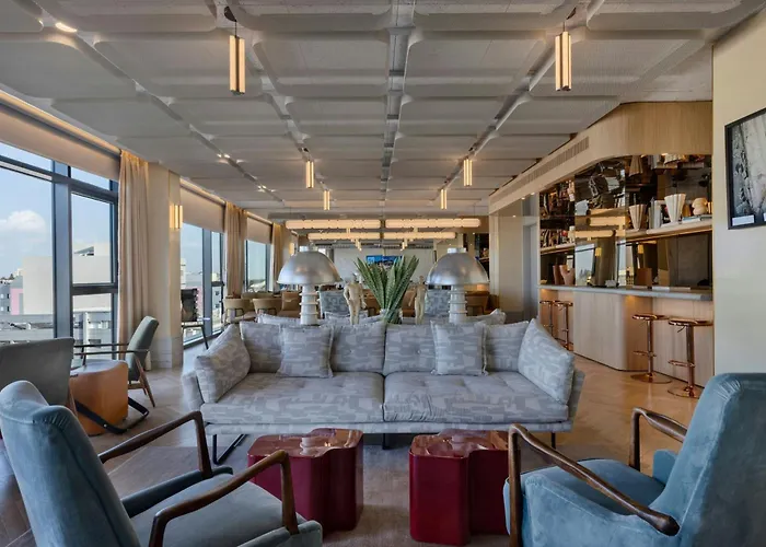 Publica Isrotel, Autograph Collection