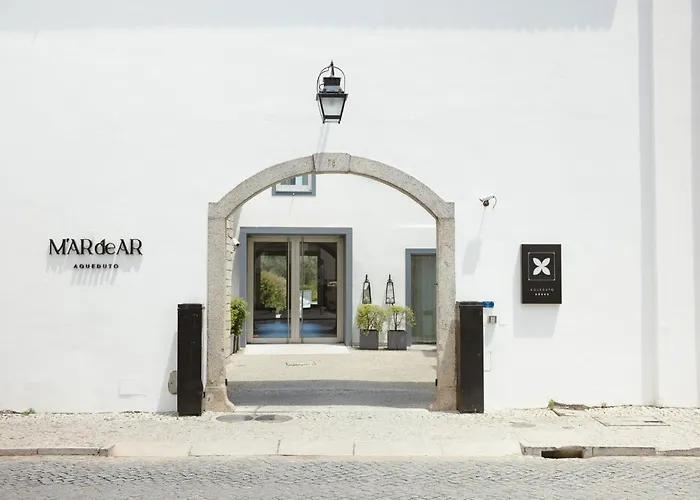Hotel M'AR De AR Aqueduto Évora