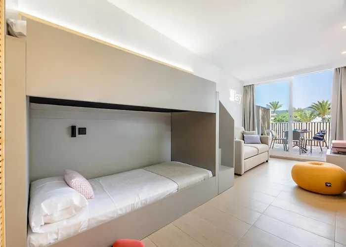 Hotel Vibra Cala Tarida-3SUP