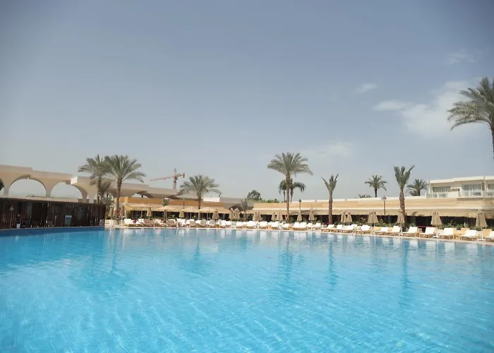 Pyramids Park Resort Cairo
