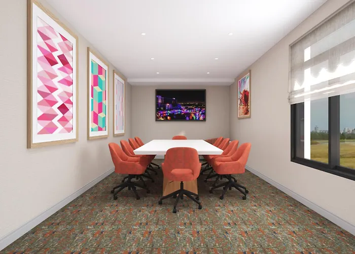 Pace Hotel Addison