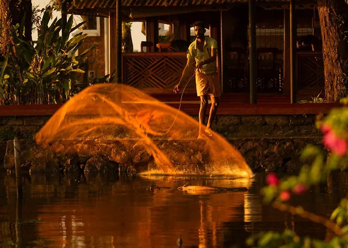 Coconut Lagoon Kumarakom - A Cgh Earth Experience