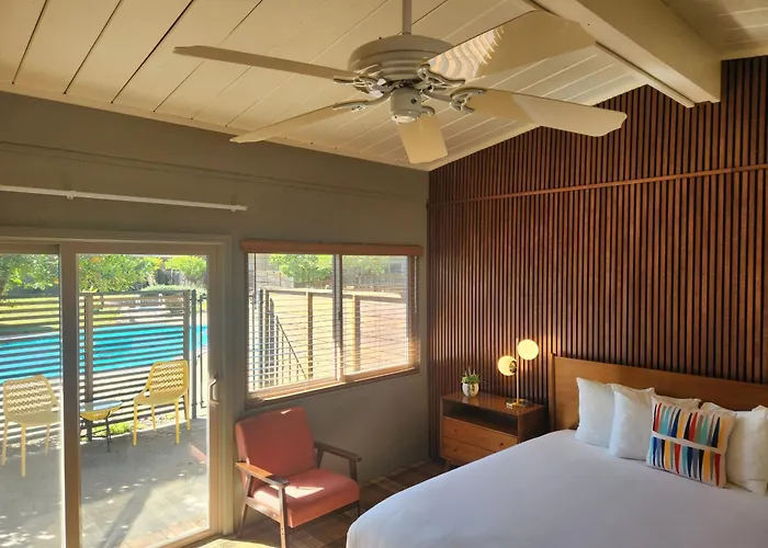 Contenta Inn
