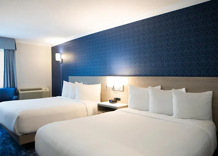 Fredericton Inn