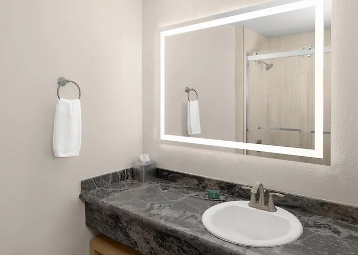 Doubletree By Hilton Phoenix-Gilbert