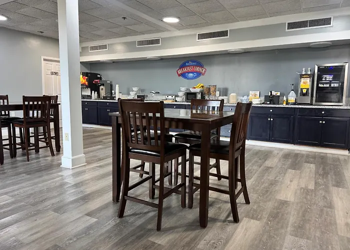 Baymont By Wyndham Montgomery Al